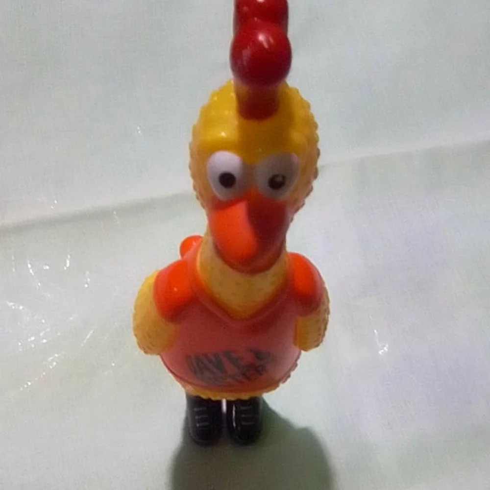 Chew Toy Dave and Busters Rooster 🐓 Chicken rubber squeak toy New Without Tags